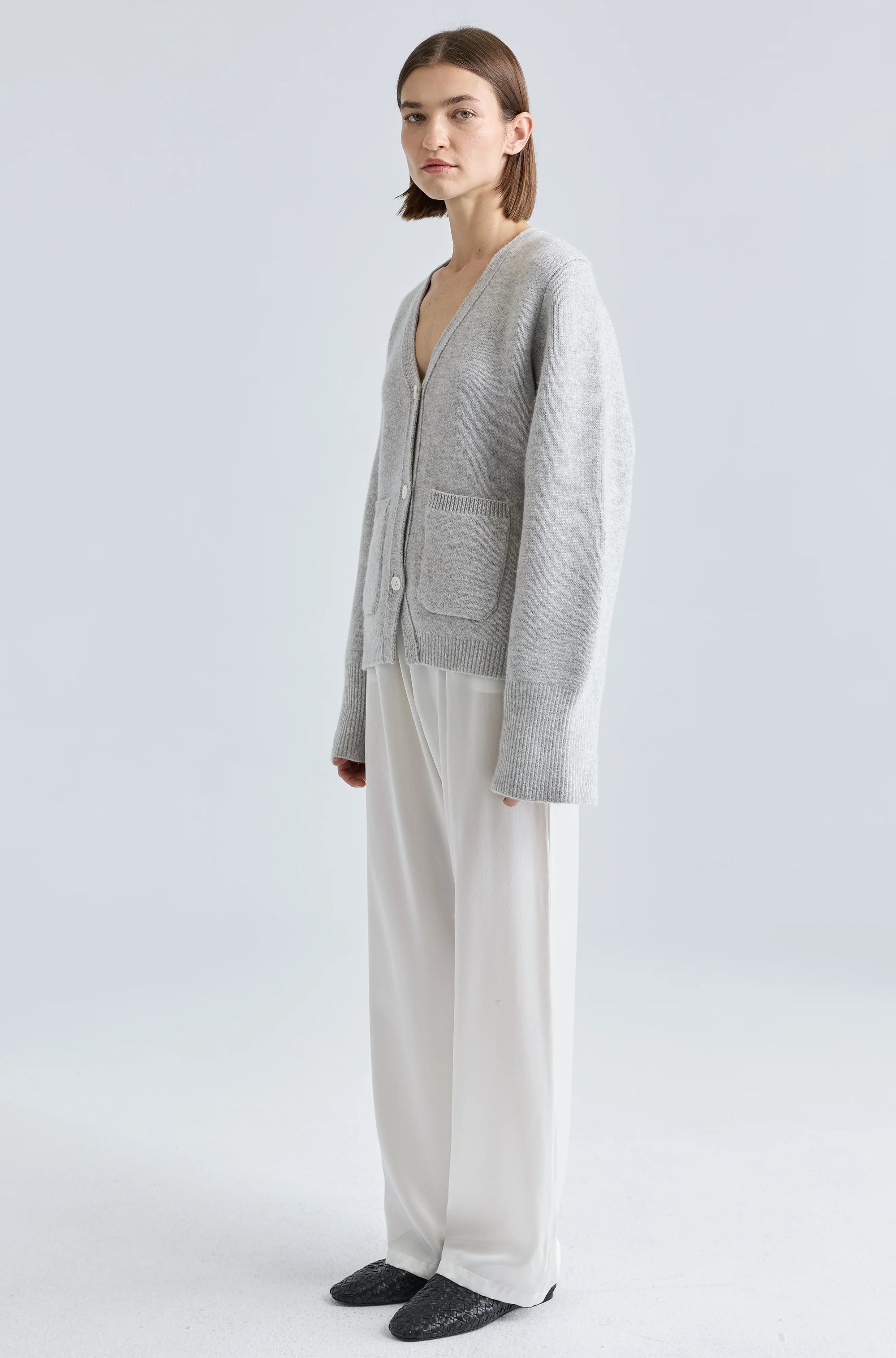 Almina Concept Light Grey V-Neck Cardigan