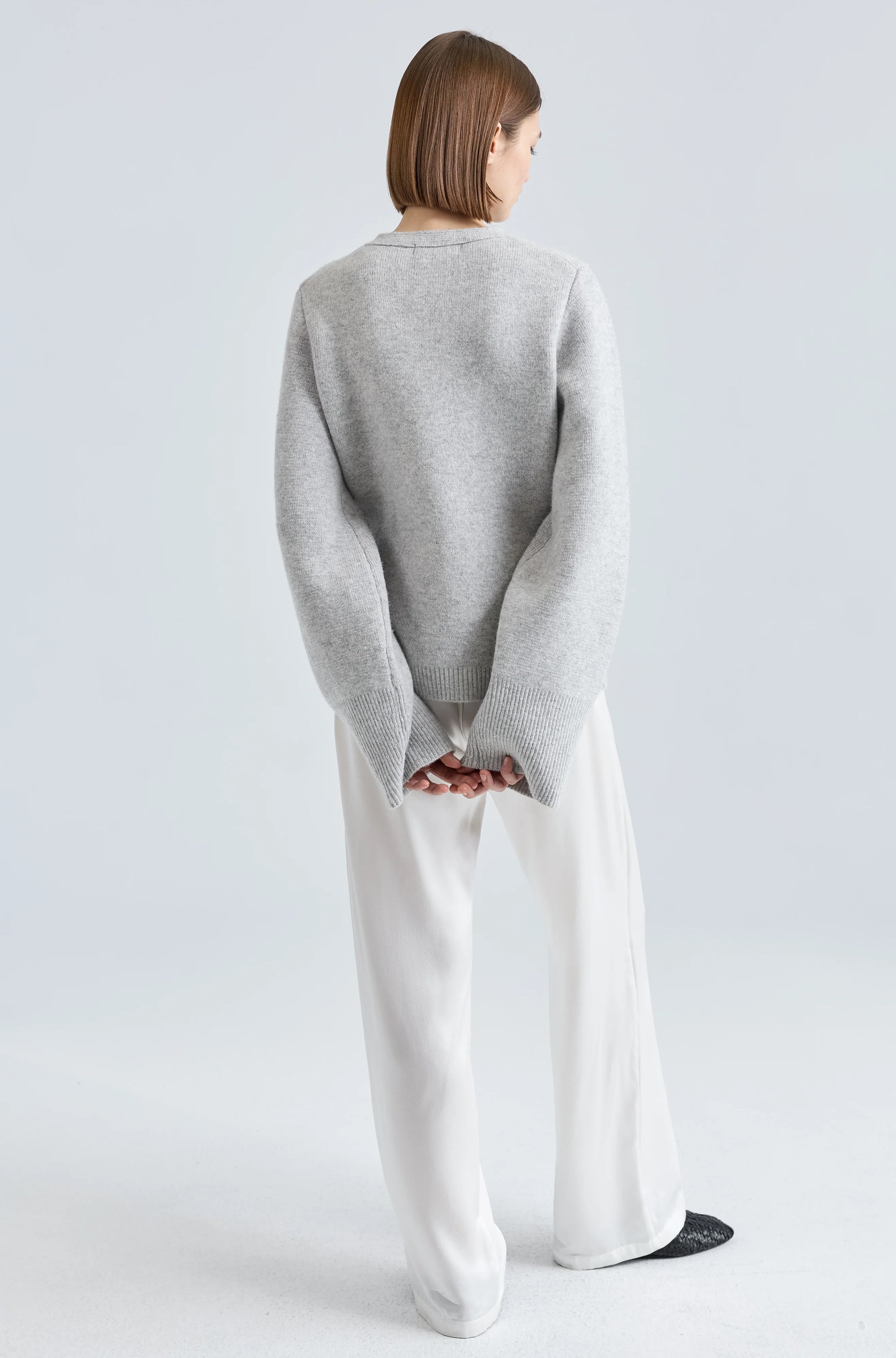 Almina Concept Light Grey V-Neck Cardigan