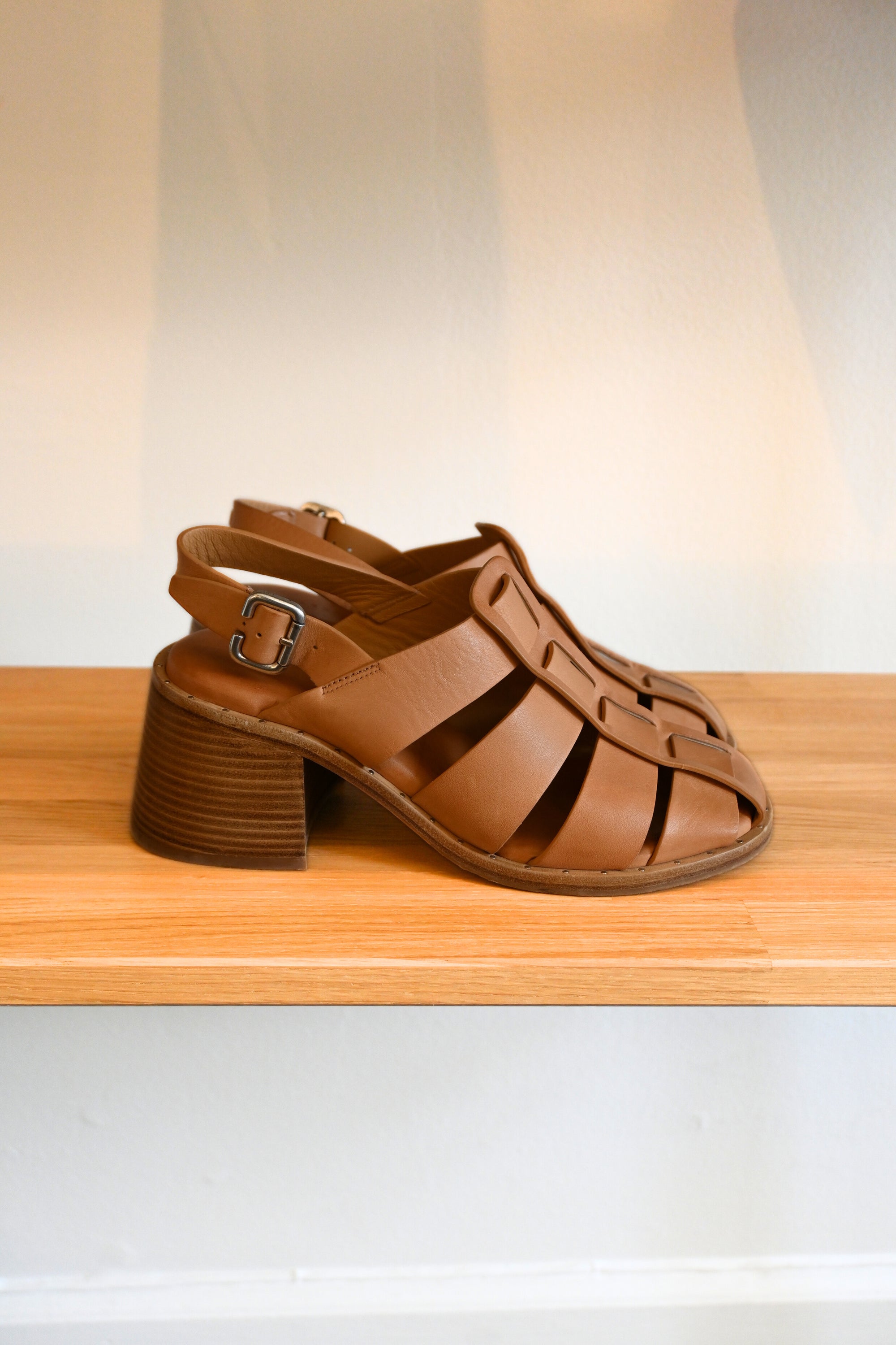 FREDA SALVADOR Fisherman Heel