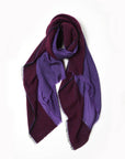 Abstract wool blend scarf with bouclé details: Burgundy