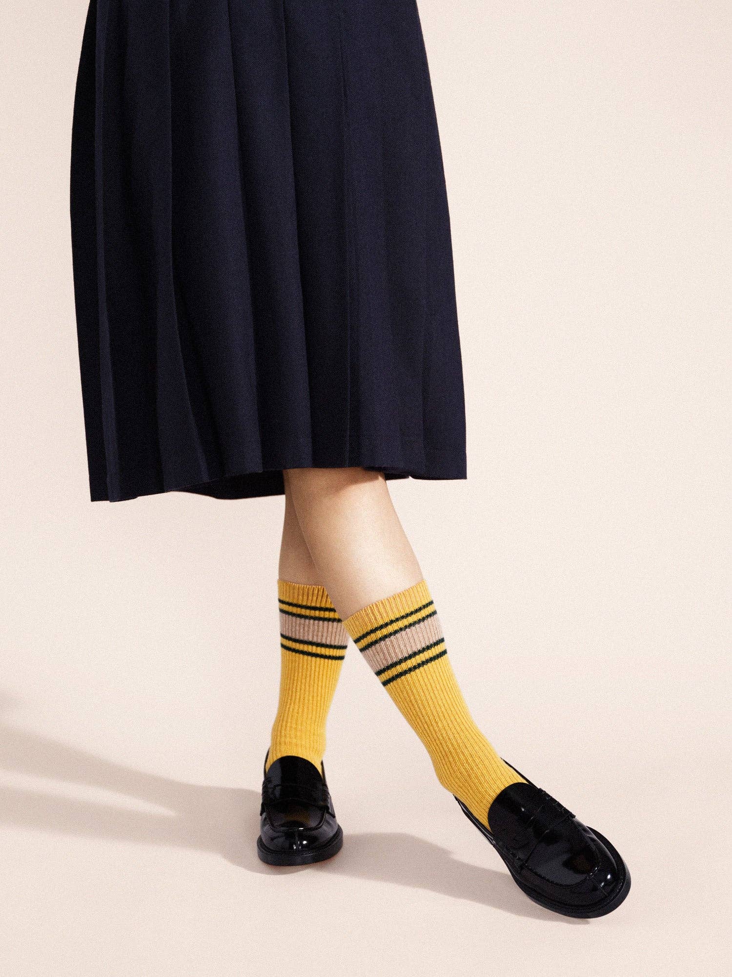Hansel from Basel Athleisure Cashmere Crew: White / OS